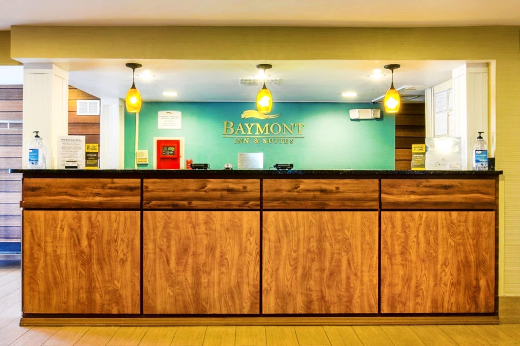 Baymont By Wyndham Savannah Midtown Exterior foto