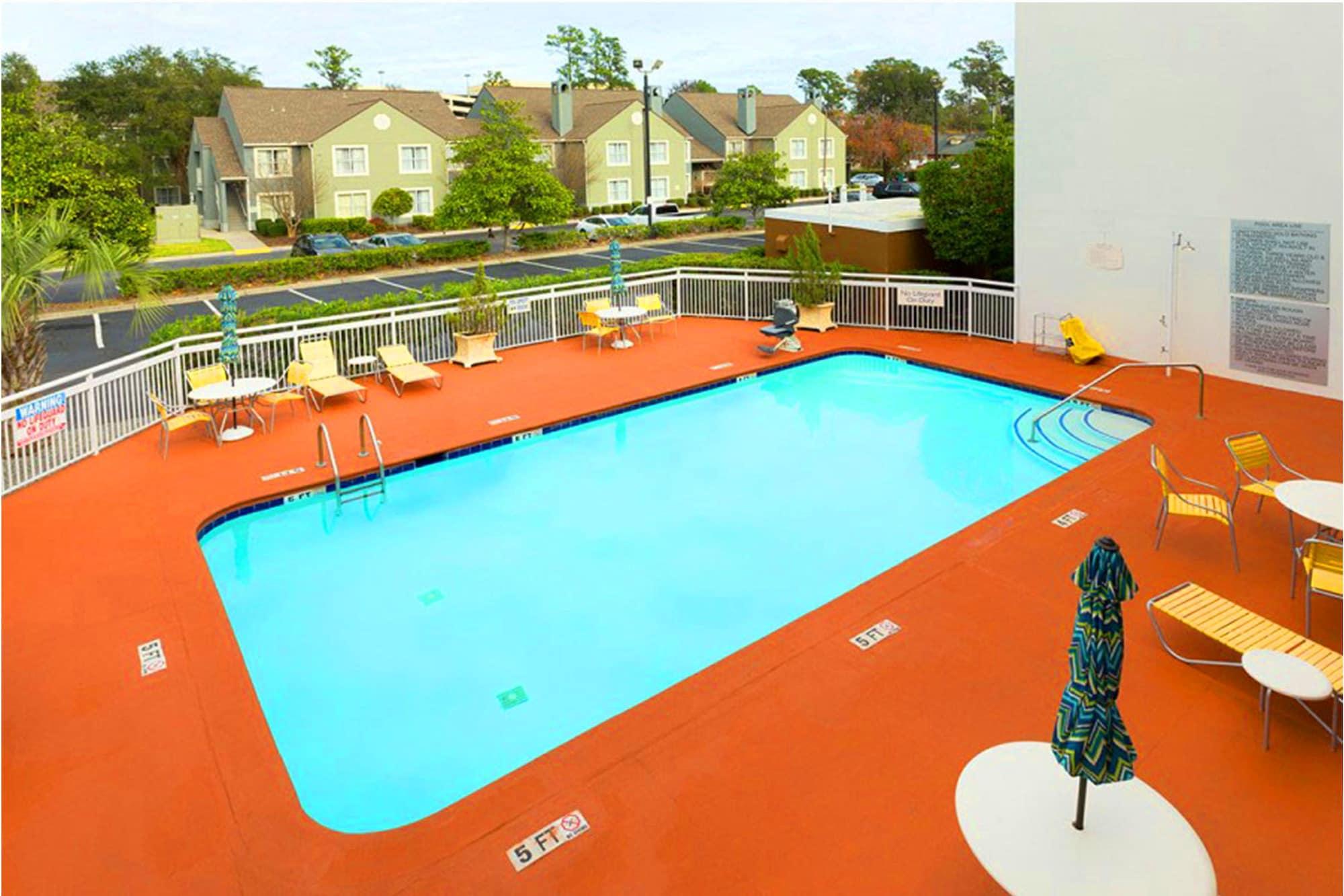 Baymont By Wyndham Savannah Midtown Exterior foto